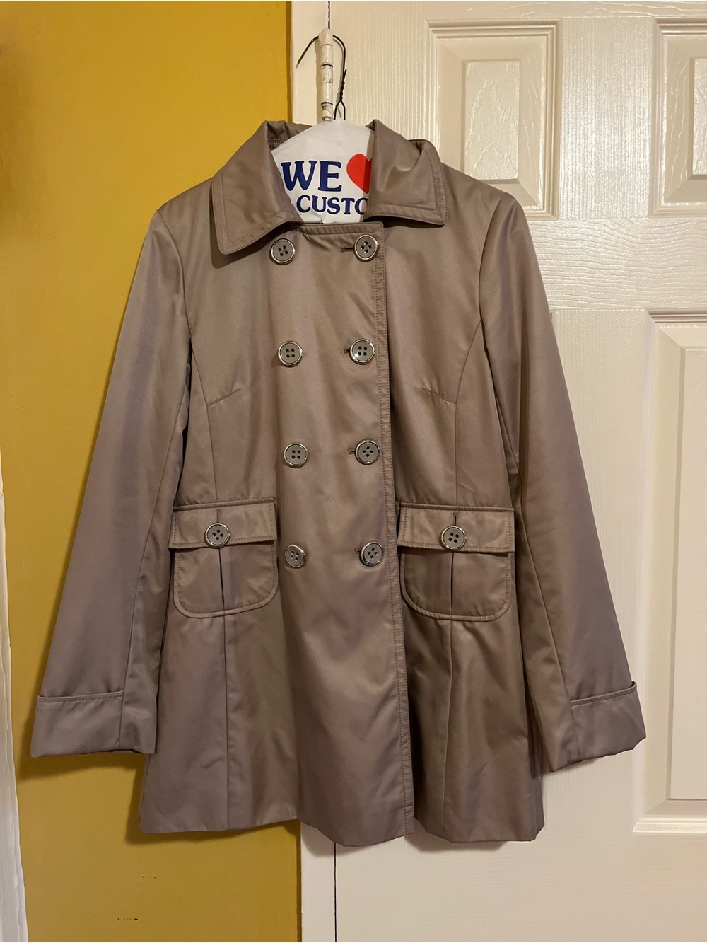 Kenneth Cole Reaction Double-Breasted Taupe Trench Coat
